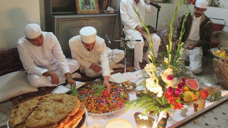 به چه دلیل بهاربد (میانه بهار) و روز شیراز را جشن می گیرند ؟