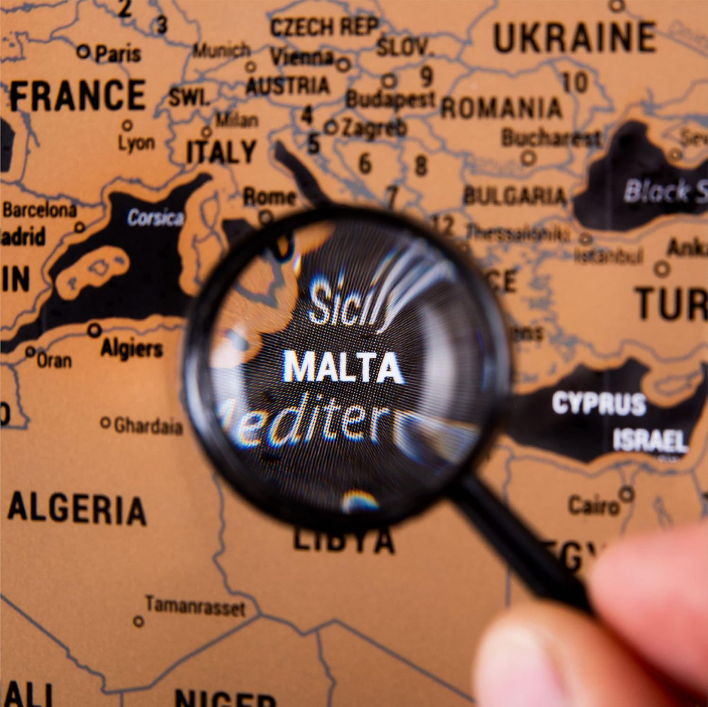 نقشه جهان با امکان علامت گذاری